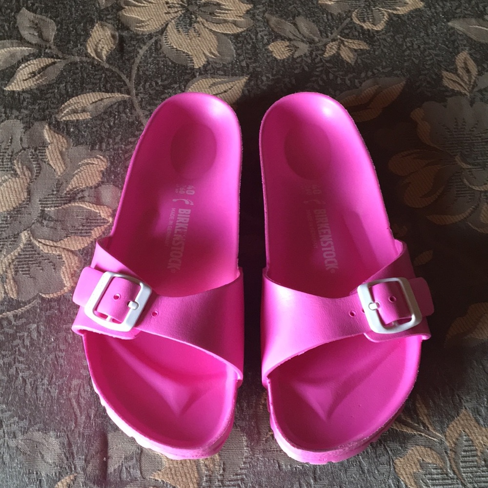 Birkenstock lightweight pink sandals